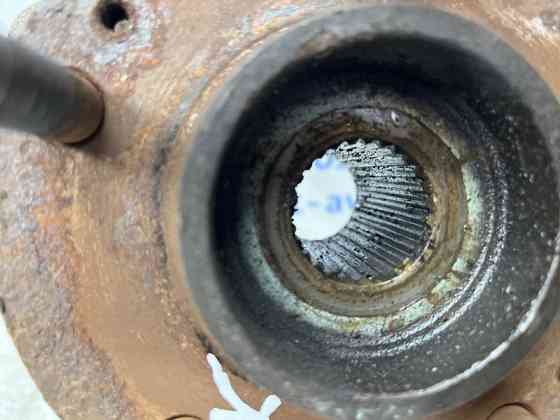 Кулак поворотный правый со ступицей Hyundai I30 2007-2012 517162R000 (Арт. 76813) Киев