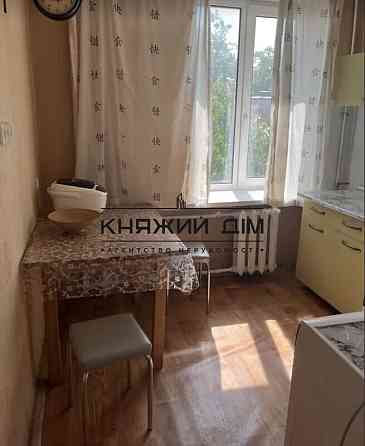 Продаж 2-х к. квартири Дарницька Площа. №21146839 Киев