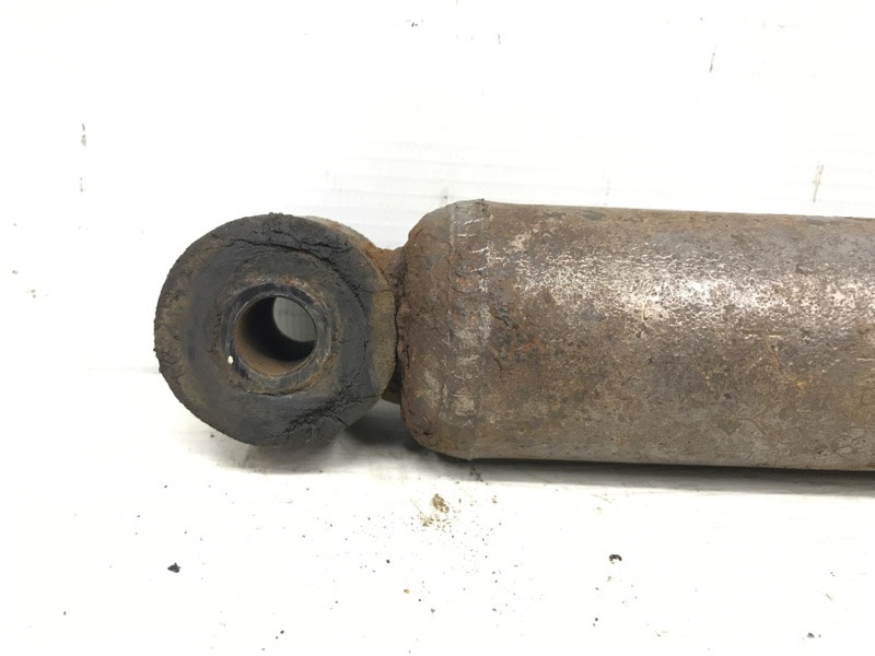 Амортизатор Передний Mitsubishi Pajero Sport K9 2.5 DIESEL 4D56 1996 (б/у) Київ - зображення 2