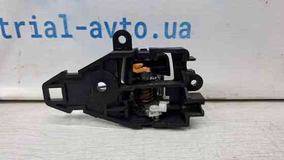 Ручка двери внутренняя левая Mitsubishi Lancer 10 2.0 БЕНЗИН 4B11 2007 (б/у) Київ