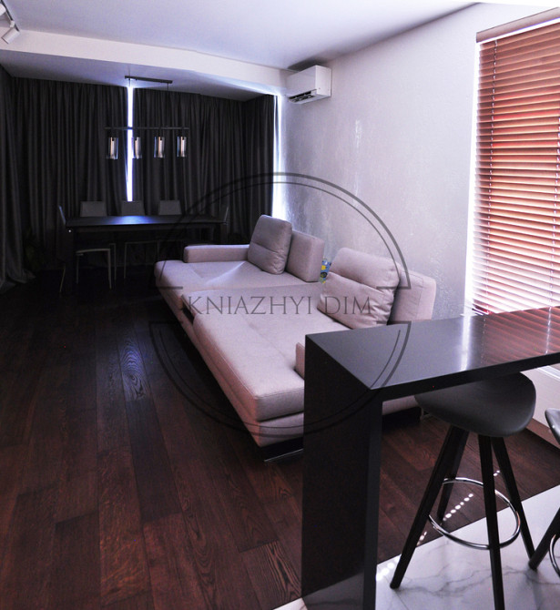 Продаж видової 3-х к. квартири з дизайнерським ремонтом в ЖК Зарічний. № 21133695 Київ - зображення 8