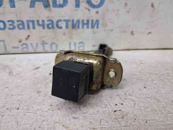 Ограничитель двери задний правый Mitsubishi Pajero Wagon 2006-2022 5732A020 (Арт. 87582) Киев