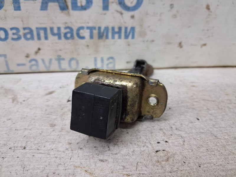 Ограничитель двери задний правый Mitsubishi Pajero Wagon 2006-2022 5732A020 (Арт. 87582) Киев - изображение 2