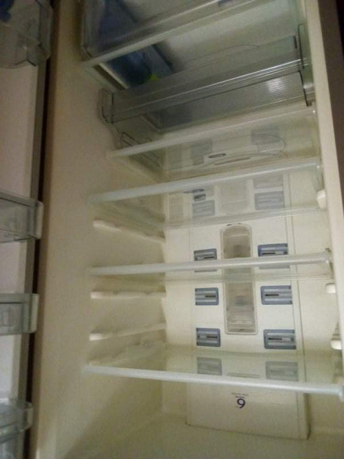 Холодильник Whirlpool 6 the sense Київ - зображення 3