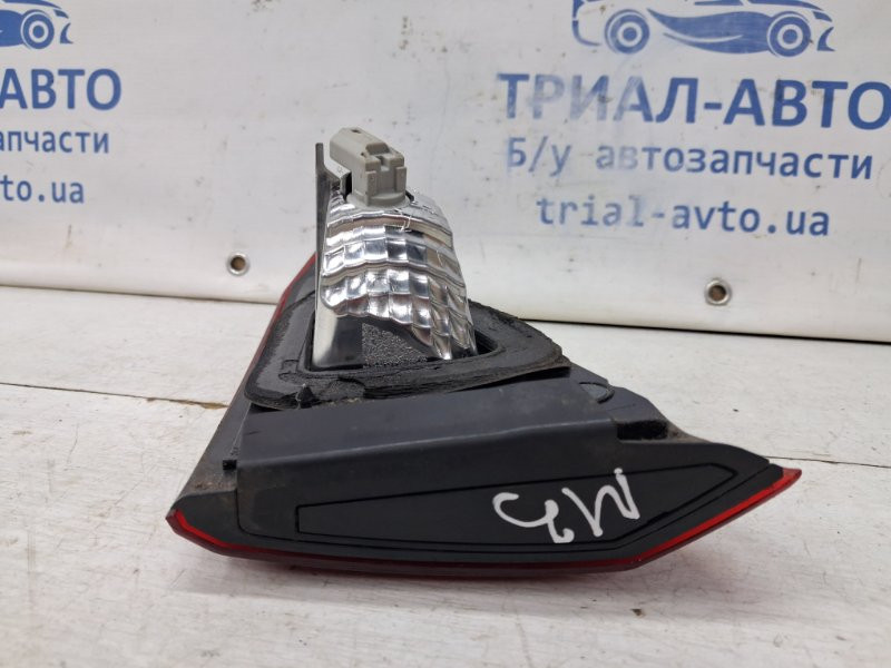 Фонарь задний внутренний левый Mazda 3 BM 2.2 DIESEL 2013 (б/у) Киев - изображение 7