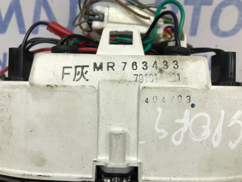 Приборная панель Mitsubishi Pajero Sport K9 3.0 БЕНЗИН 6G72 1996 (б/у) Киев - изображение 6