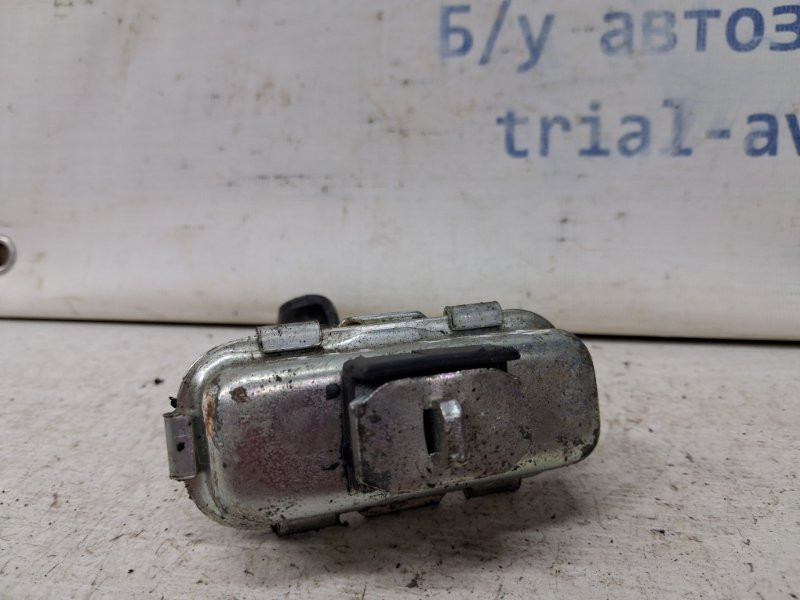 Ограничитель двери передний левый SsangYong Rexton Y250 2.7 D27DT 2006 (б/у) Киев - изображение 2