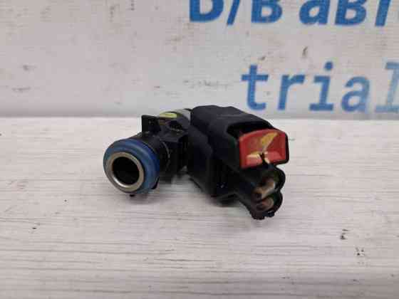 Форсунка топливная Jeep Cherokee 2013-2019 5281825AA (Арт. 76479) Київ