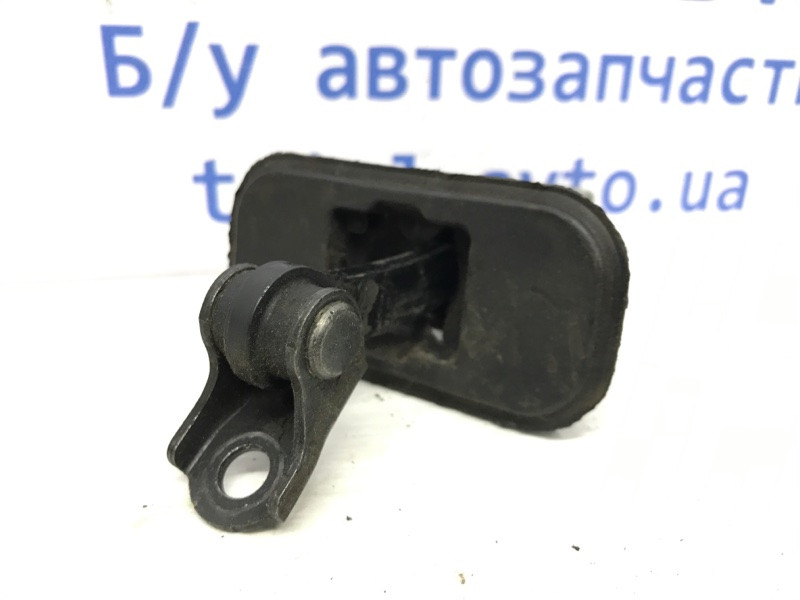 Ограничитель двери задний правый Nissan Qashqai J10 2.0 БЕНЗИН MR20DE 2006 (б/у) Киев - изображение 2