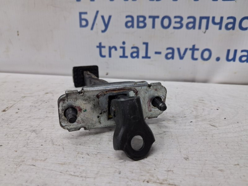 Ограничитель двери задний правый Hyundai Santa fe 2012-2019 794902W000 (Арт. 78077) Киев - изображение 2