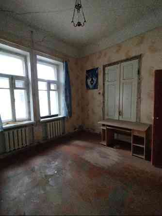Продам. 2-к.кв., 2/2, Нагорка, вул. Олеся Гончара, 19 Дніпро