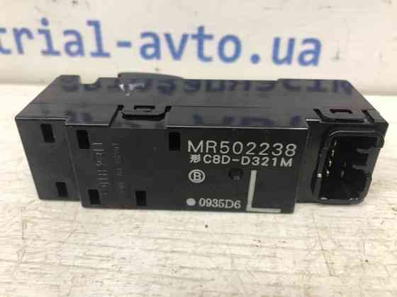 Кнопка стеклоподъемника Mitsubishi Outlander 2003-2006 MR502238 (Арт. 30377) Київ