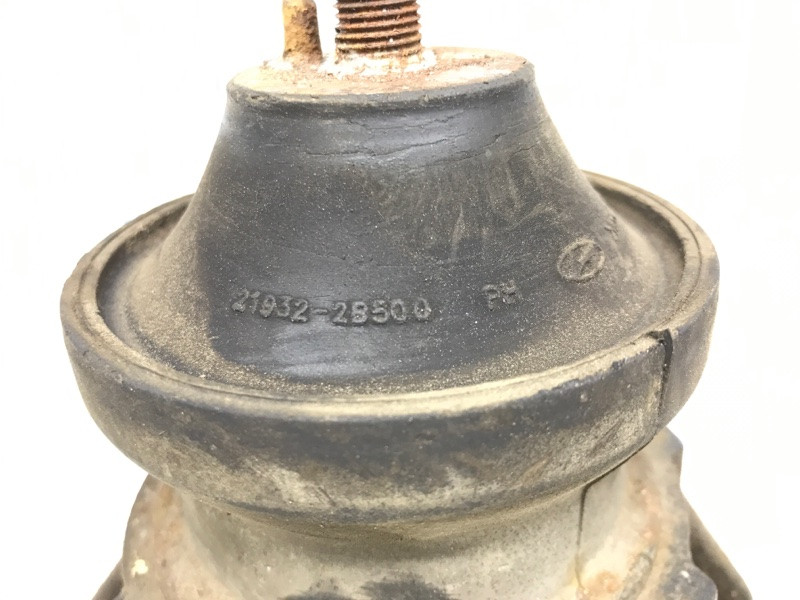 Подушка ДВС задняя Hyundai Santa fe CM 2.7 БЕНЗИН G6EA 2005 (б/у) Киев - изображение 4