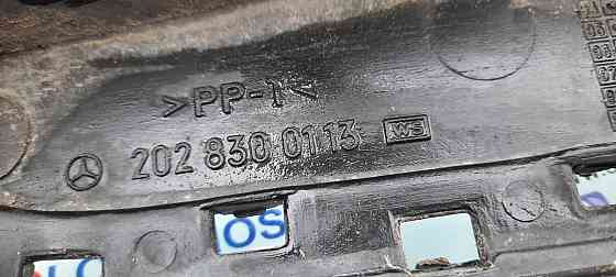 A2028300113 Mercedes W202 Водосток Жабо планка под лобовое стекло Дніпро