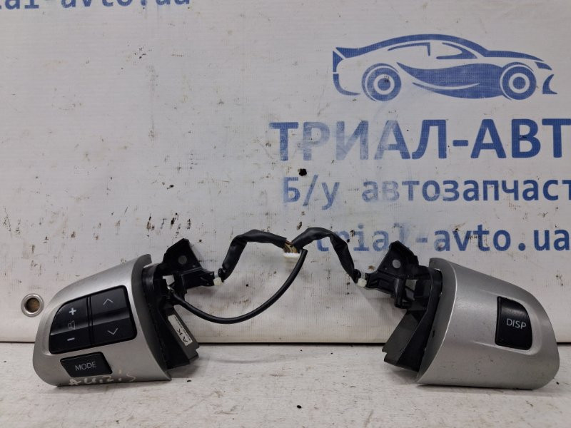 Кнопки руля Toyota Auris E150 1.6 БЕНЗИН 1ZRFAE 2006 (б/у) Київ - зображення 1