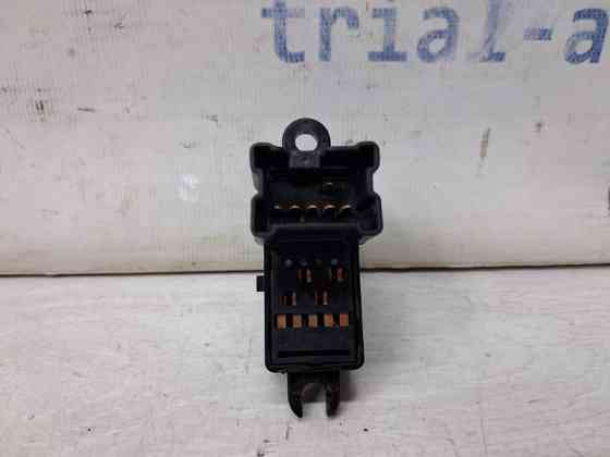 Кнопка стеклоподъемника Nissan Navara D40 2.5 DIESEL YD25DDTI 2004 (б/у) Київ