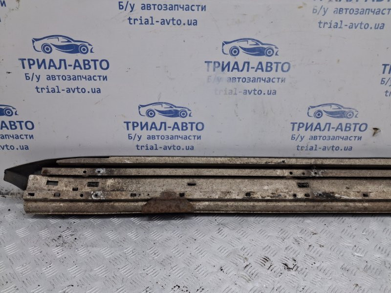 Подножка Toyota Prado J120 4.0 1GR-FE 2002 лев. (б/у) Киев - изображение 6