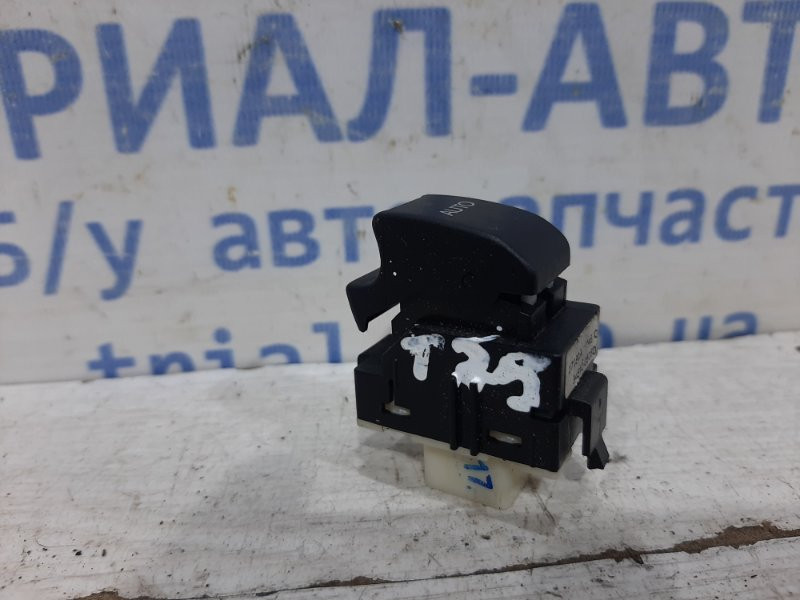 Кнопка стеклоподъемника Toyota Avensis 2002-2010 8481005050 (Арт. 26439) Київ - зображення 1