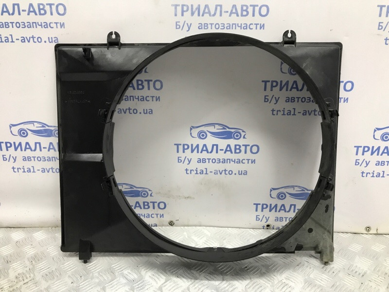 Диффузор Mitsubishi Pajero Wagon 1999-2006 MR404894 (Арт. 54380) Киев - изображение 1