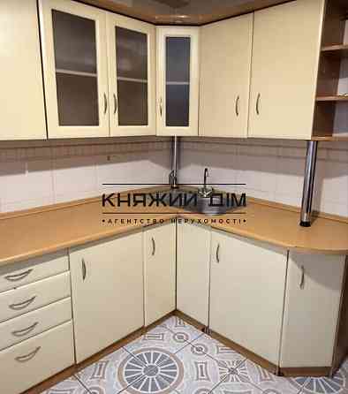 Продаж 2-кімнатної квартири, метро Лівобережна, бульвар Шамо. Код 21147670 Киев