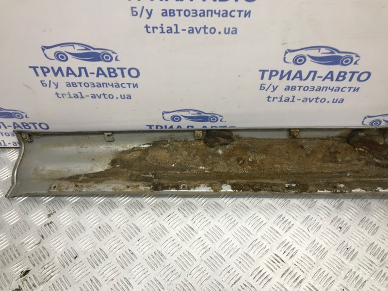 Накладка порога внешняя правая Mitsubishi Pajero Wagon 3 3.2 ДИЗЕЛЬ 4M41 1999 (б/у) Київ - зображення 5