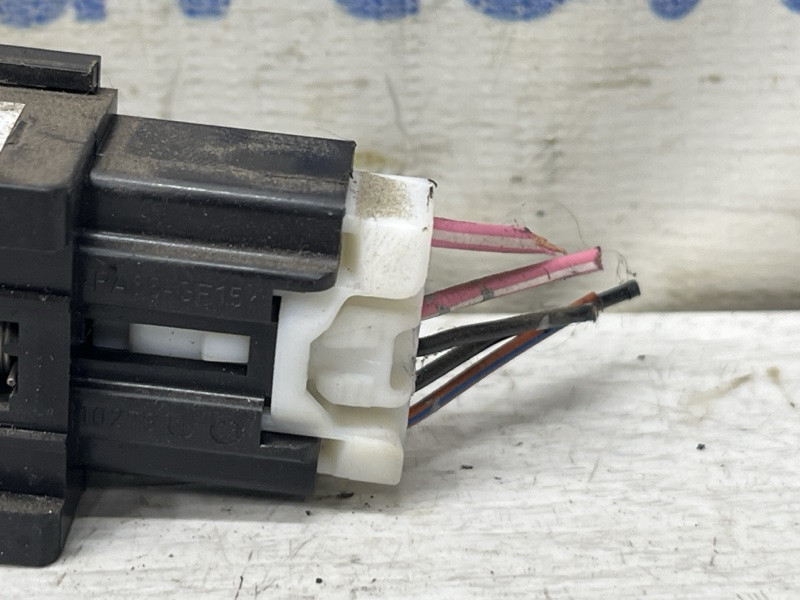 Кнопка подогрева Mazda 3 2003-2009 BP4L66420 (Арт. 81633) Киев - изображение 4