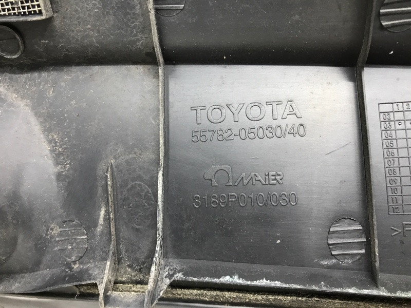 Дефлектор дворников Toyota Avensis 2002-2010 5578205040 (Арт. 42551) Київ - зображення 5