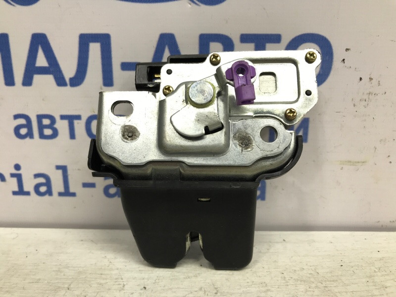 Замок крышки багажника Toyota Camry XV30 2.4 БЕНЗИН 2AZFE 2001 (б/у) Киев - изображение 2