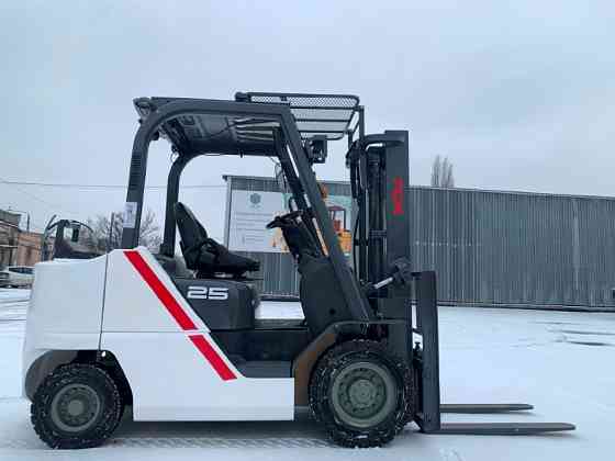 Газ-бензиновий навантажувач TCM (Nissan), напрацювання 5045 мотогодин. Модель: FHGE25T5 Львів