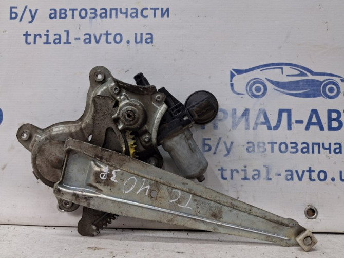 Стеклоподъемник задний правый Toyota Camry 40 2.4 БЕНЗИН 2AZFE 2006 (б/у) Київ - зображення 3