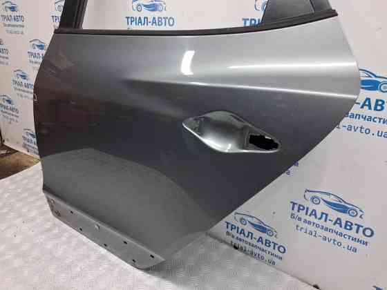 Дверь задняя левая Hyundai IX35 LM 1.7 DIESEL D4FD 2009 (б/у) Киев