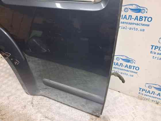 Дверь задняя правая Nissan Pathfinder 2004-2014 82100EB330 (Арт. 81998) Киев