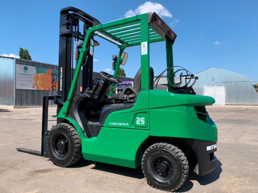 Газ-бензиновий вилочний автонавантажувач Mitsubishi з двома додатковими секціями гідравліки Одеса - зображення 4