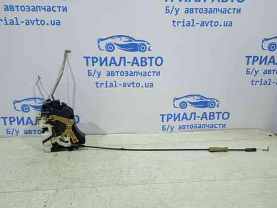 Замок двери передний правый Mitsubishi Lancer 9 1.6 БЕНЗИН 4G18 2003 (б/у) Київ