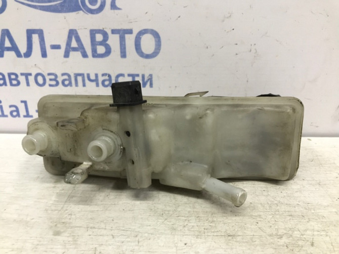 Бачок главного тормозного цилиндра Toyota Avensis 2003-2009 4722005050 (Арт. 42592) Киев - изображение 2