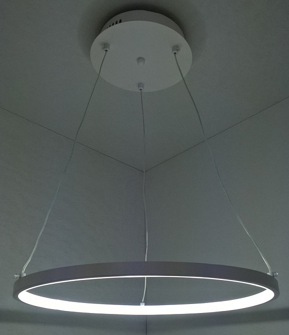 Світлодіодна стельова LED люстра 9079/1-(400)-wh Білий 15-100х40х40 см. Київ - зображення 1