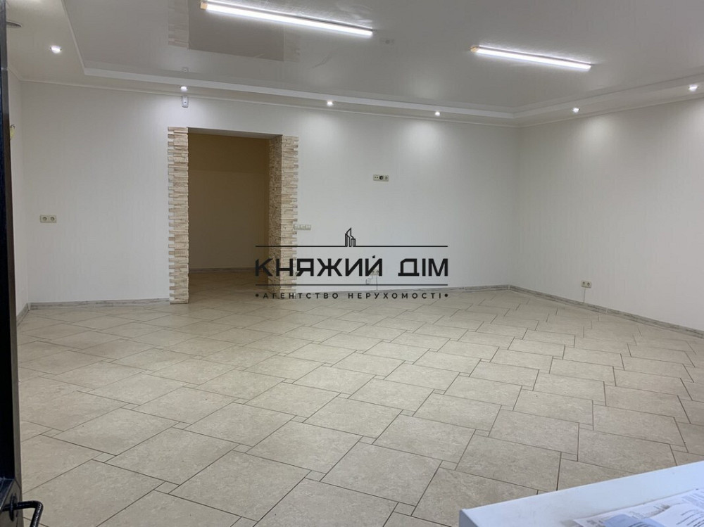 Оренда приміщеня , 150 кв.м, м. Позняки Код об'єкта :№ 1418231 Київ - зображення 1