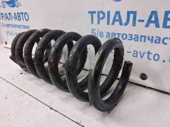 Пружина передняя Mitsubishi Pajero Wagon 3 3.2 ДИЗЕЛЬ 4M41 1999 (б/у) Киев
