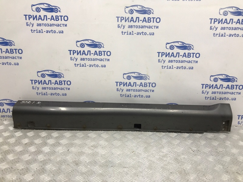 Накладка порога внешняя правая Kia Sorento BL 2.5 DIESEL D4CB 2002 перед. (б/у) Київ - зображення 1