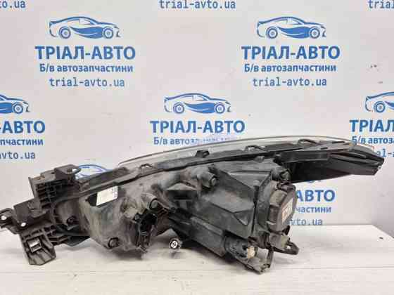 Фара правая Ксенон Mazda 3 BM 2.2 DIESEL 2013 (б/у) Киев