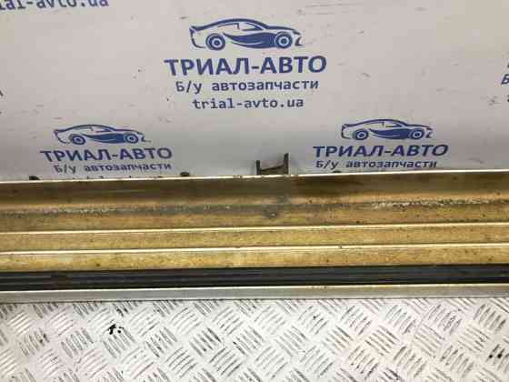 Подножка Mitsubishi L200 KB 2.5 ДИЗЕЛЬ 4D56U 2006 лев. (б/у) Киев