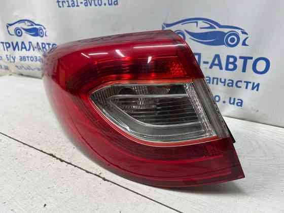 Фонарь задний внешний левый Hyundai IX35 LM 1.7 DIESEL D4FD 2009 (б/у) Киев
