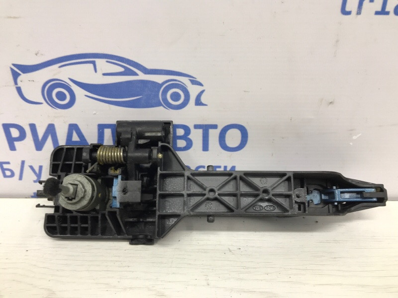 Ручка двери внешняя передняя правая Hyundai I30 GD 1.6 DIESEL D4FB 2011 (б/у) Киев - изображение 3