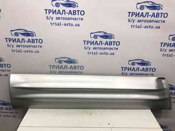 Накладка двери Mitsubishi Pajero Wagon 3 3.2 ДИЗЕЛЬ 4M41 1999 перед. лев. (б/у) Киев