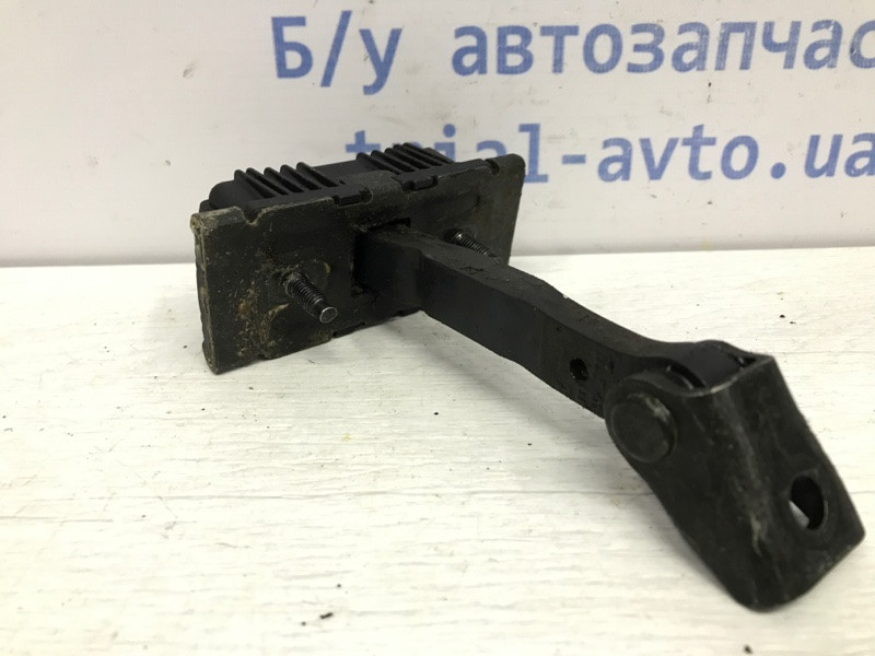 Ограничитель двери передний левый Toyota Avensis 2002-2010 6861005040 (Арт. 43067) Київ - зображення 3