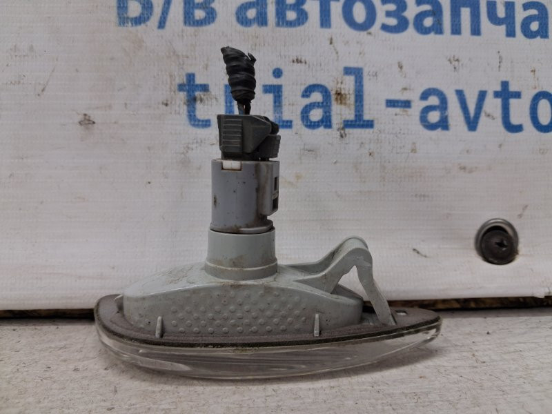 Повторитель поворотника левый Hyundai I30 GD 1.6 DIESEL D4FB 2011 (б/у) Київ - зображення 3