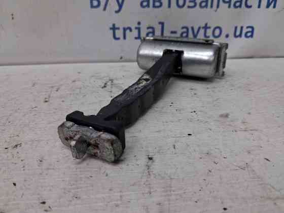 Ограничитель двери задний правый Jeep Cherokee 2013-2019 68103032AA (Арт. 78081) Київ