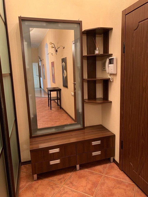 Продам. 3-к.кв. 2/3, центр ул.Воскресенская Днепр - изображение 3