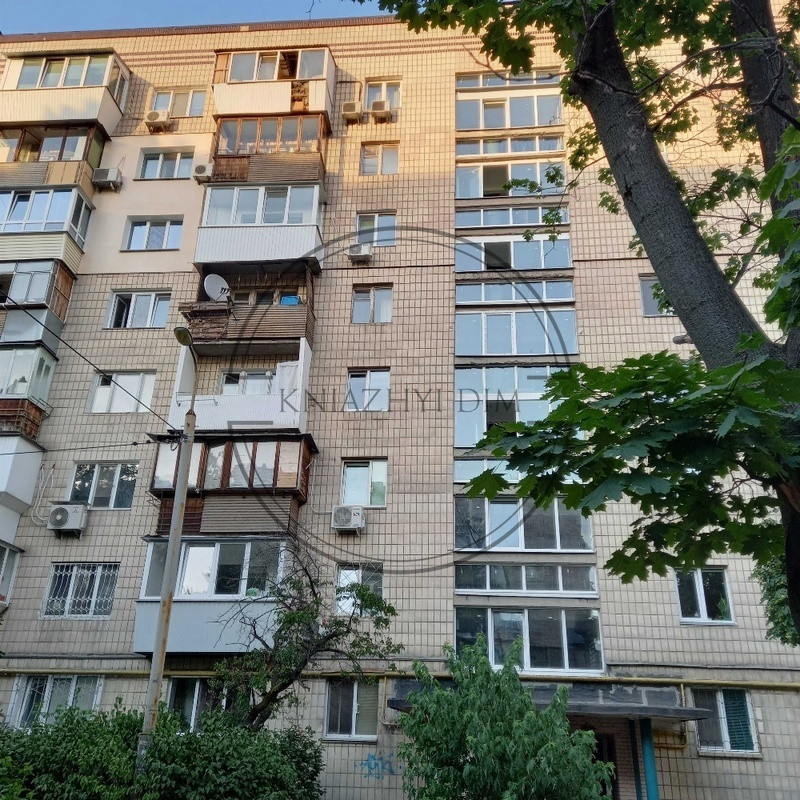 Продається 2 кімнатна квартира м. Лівобережна під ремонт КОД 21137900. Київ - зображення 3