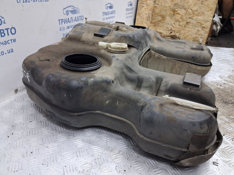 Бак топливный пластик SsangYong Korando C200 2.0 DIESEL D20DT 2010 (б/у) Київ - зображення 4